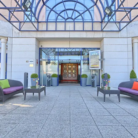 Golden Tulip Paris Cdg Airport - Villepinte 4*
