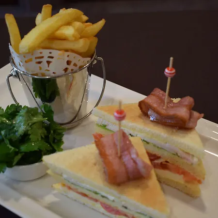 Golden Tulip Paris Cdg Airport - Villepinte 4* Roissy-en-France